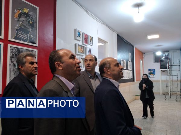 توزیع تجهیزات هنرستان‌ها در بازدید معاون متوسطه وزیر آموزش و پرورش 