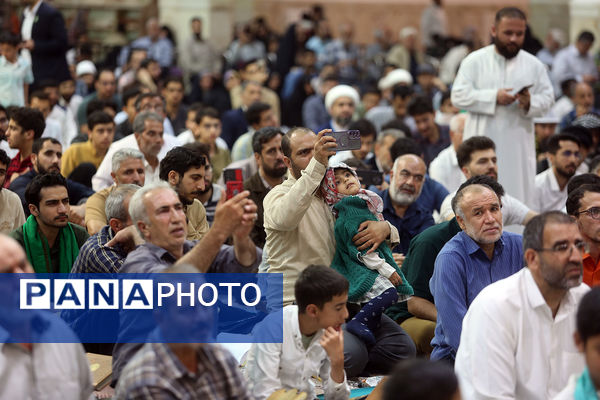 محفل کرسی ملی تلاوت نوجوانان فاطمی در حرم حضرت معصومه(س)