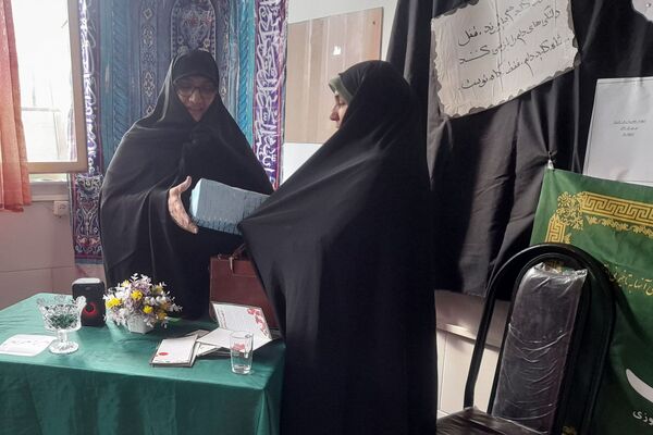 مراسم عزاداری بانوی کوثر در دبیرستان تربیت اسلامشهر
