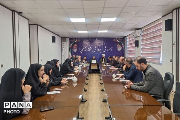 نشست شورای آموزش و پرورش بخش فشافویه 
