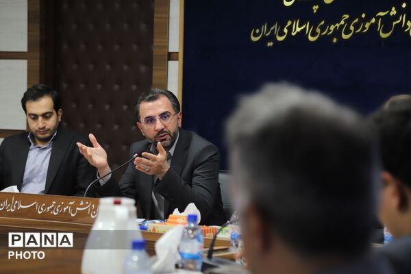 نشست هم‌اندیشی اجرای طرح «مسجد، مدرسه، محله‌محور» در سازمان دانش‌آموزی کشور