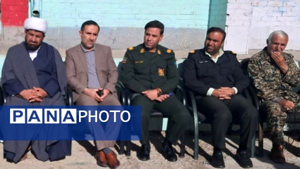 نواخته شدن زنگ انقلاب در دبستان دخترانه ام‌البنین دیشموک