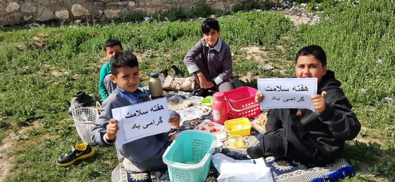 برنامه صبحانه سلام در مدرسه شهید معتمدی گز کوه