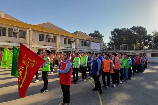 افتتاحیه المپیاد ورزشی درون مدرسه ای در دبیرستان سروش شاهد منطقه ۱۶