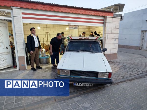 آماده‌سازی غذای افطاری با کمک دانش‌آموزان دبیرستان نمونه آیت‌الله خامنه‌ای 