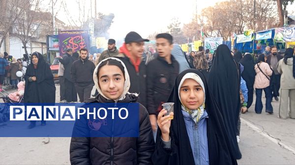 مهمانی کیلومتری اعیاد شعبانیه در خیابان امام خمینی نیشابور 