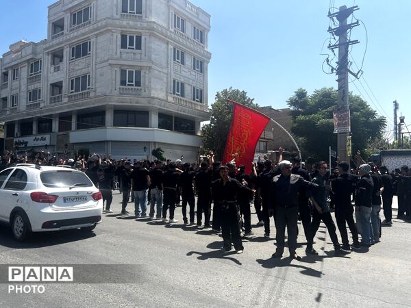 عزاداری پرشور ظهر عاشورا در شهرک ینگی امام