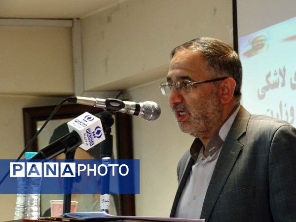 نشست صمیمی نخبگان و فرهنگیان سوادکوه با حضور معاون پارلمانی وزیر آموزش‌وپرورش 