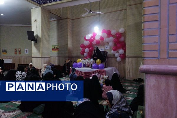 محفل دانش آموزی مقدامه میزبان ولادت حضرت زهرا (س)