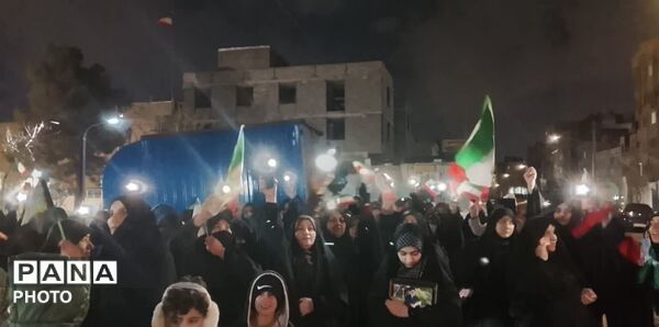 حضور پروشور مردم فردیس در شب سوم شهادت رهبر معظم انقلاب