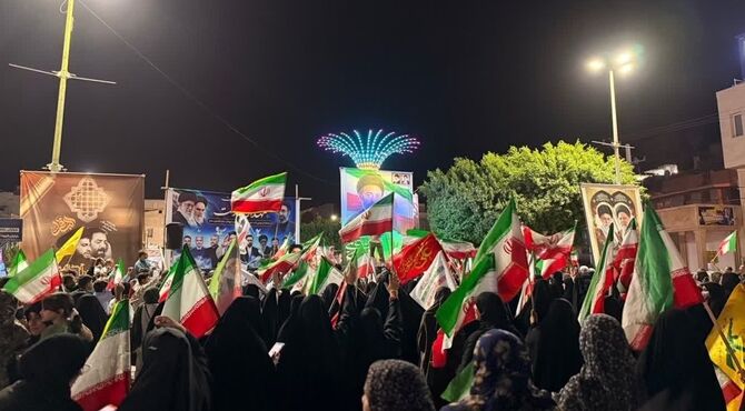 شکوه پیوند عشق حسینی و یادمان شهدا در میناب
