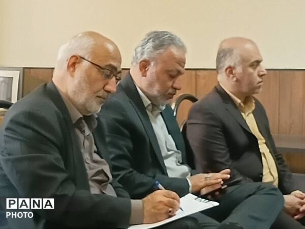 هفتمین جلسه شورای معاونین پرورشی استان البرز 