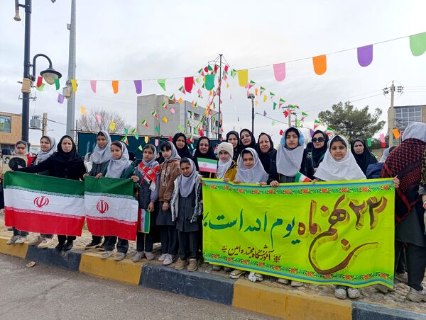 راهپیمایی ۲۲ بهمن در مشهدمرغاب