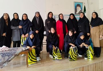 برگزاری کارگاه آموزشی هویت‌بخشی و سبک زندگی دختران در دبیرستان حجاب بهارستان