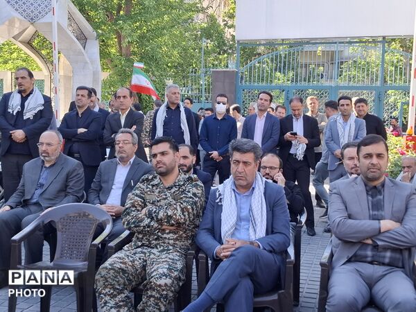 طنین یاد فاتحان خرمشهر در میان فرهنگیان