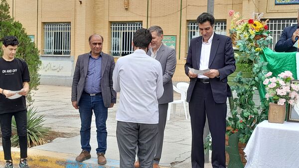 برگزاری جشن  روز معلم در هنرستان شهید دیواندری سبزوار