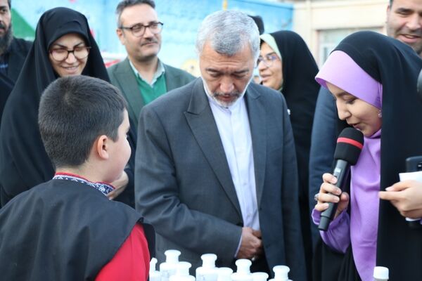  دانش‌آموزان با «انشای مهر» همراه شدند 