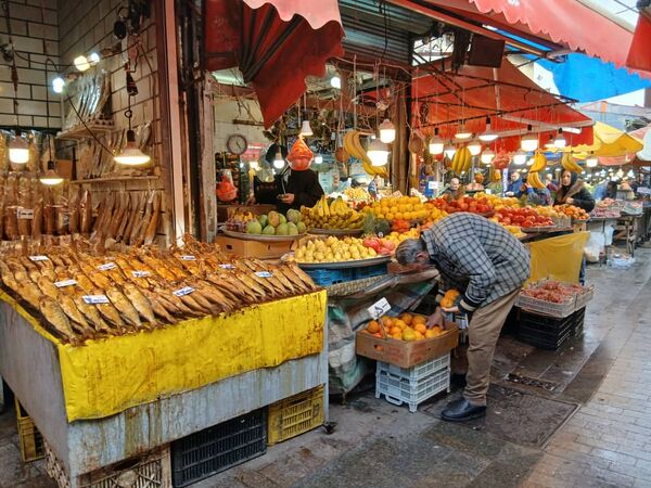 شب یلدا در بازار رشت