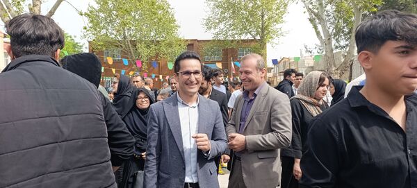 برپایی بازارچه کار و فناوری در دبیرستان شهید بهشتی آشخانه