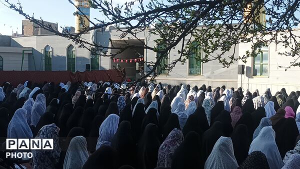 اقامه نماز عید فطر در مسجد امام سجاد  نیشابور 