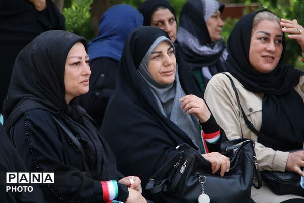همایش پیاده‌روی بانوان قرچک؛ گامی برای خانواده سالم و ایران جوان
