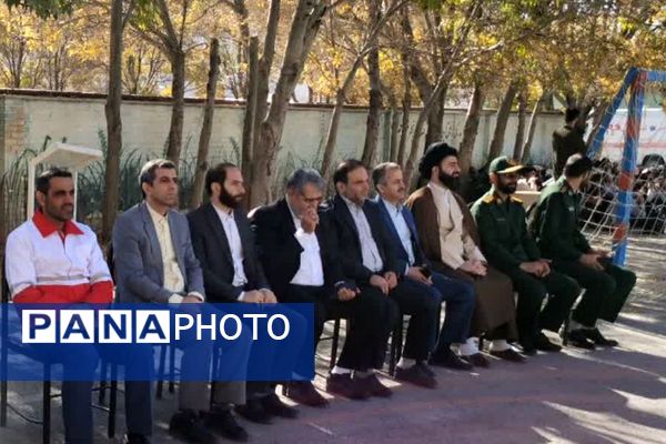 رزمایش پدافند غیرعامل در هنرستان امام‌علی(ع) شهرستان فیروزکوه