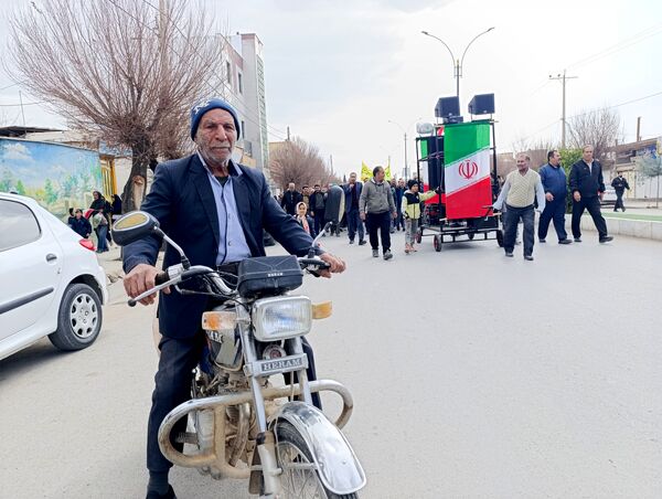 راهپیمایی ۲۲ بهمن در مشهدمرغاب
