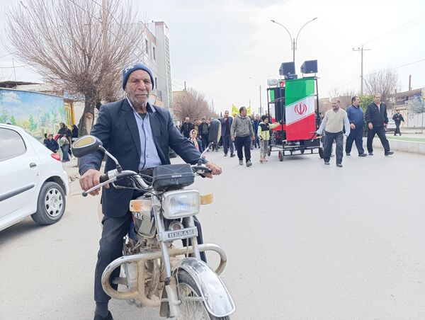 راهپیمایی ۲۲ بهمن در مشهدمرغاب