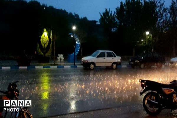 حال و هوای شهر بار بعد از بارش زیبای باران 