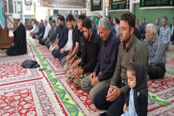 اقامه نماز جمعه در اول ماه محرم در مسجد جامع شهر بار 