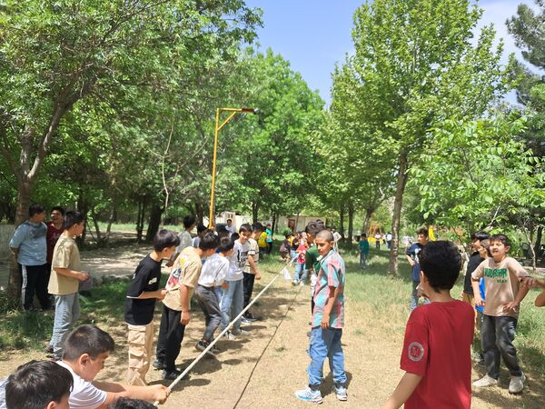 اردوی تفریحی دانش‌آموزان دبستان معلم آشخانه 
