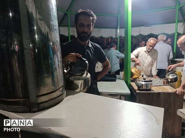 خادمان رضوی، میزبان مردم تهرانسر شدند