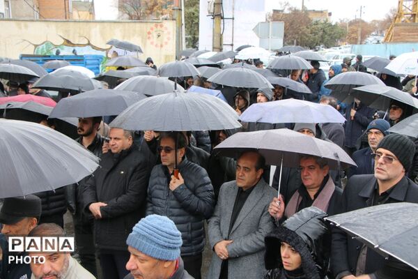 آئین تشییع پیکر ۱۴ شهید قراملک