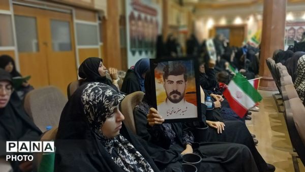 مراسم گرامیداشت شهدای استان چهارمحال و بختیاری در جنگ رمضان
