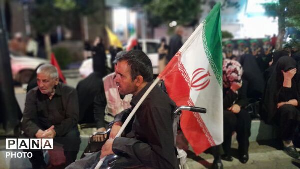 طنین نوای عاشورایی در خیابان امام نیشابور