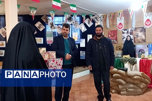 اجرای طرح ملی مدرسهٔ انقلاب در دبیرستان شهدای محراب شهرستان قرچک 