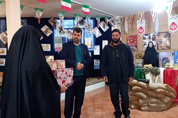 اجرای طرح ملی مدرسهٔ انقلاب در دبیرستان شهدای محراب شهرستان قرچک 