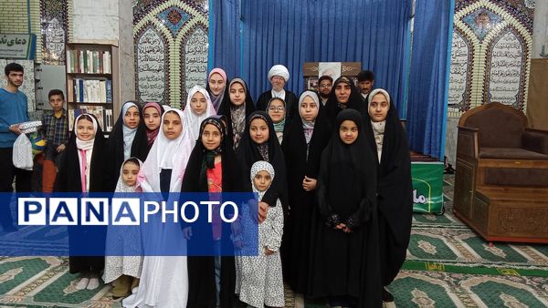 مظهر عزم ملی، نماز جمعه است