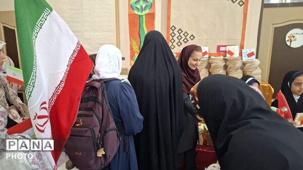 هم صدا با دختران شهید مینابی در روز دختر