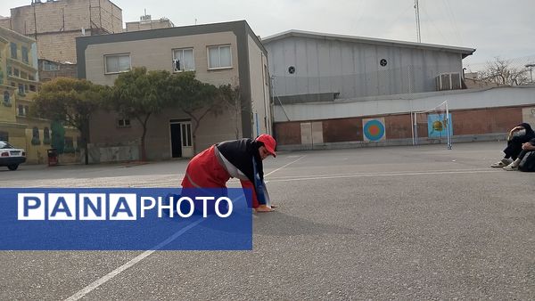 مانور زلزله و ایمنی در مدرسه هوشیار