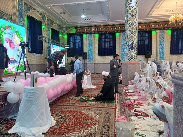 جشن تکلیف و آغاز بندگی و عبودیت، دختران زرقانی 