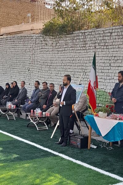  افتتاحیه زمین چمن دبستان فطرت