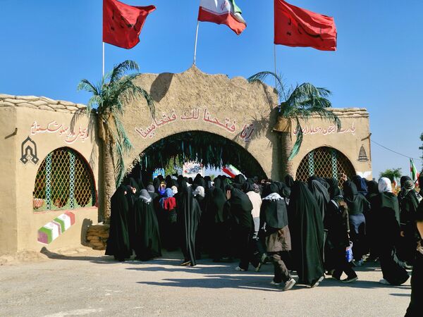قدم بر خاک عشق