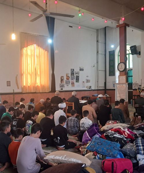 مراسم اعتکاف پسران در مسجد موسی بن جعفر آشخانه 