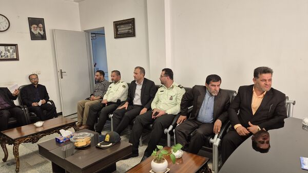 برگزاری جلسه شورای اداری در بلده