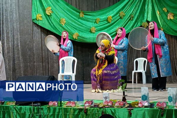 دبیرستان عترت ورامین، عطر مادر را در کانون هدایت پراکند