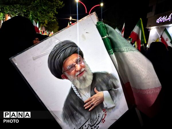 صدای ایستادگی در شب‌های خیابان