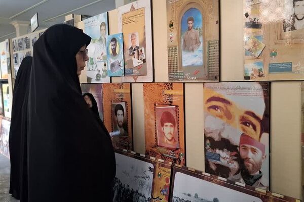 بیعت دانش آموزان دبیرستان منتصرین شاهد شهرستان ورامین شهدا 