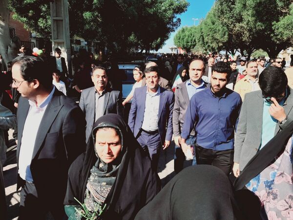 راهپیمایی یوم الله ۲۲  بهمن با حضور پرشور مردم در بوشهر 