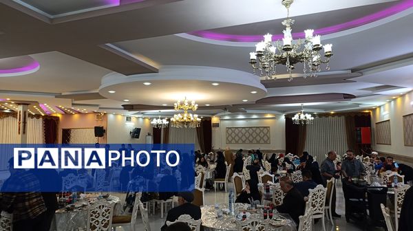  تقدیر از عوامل هیئت فرهنگیان نیشابور 